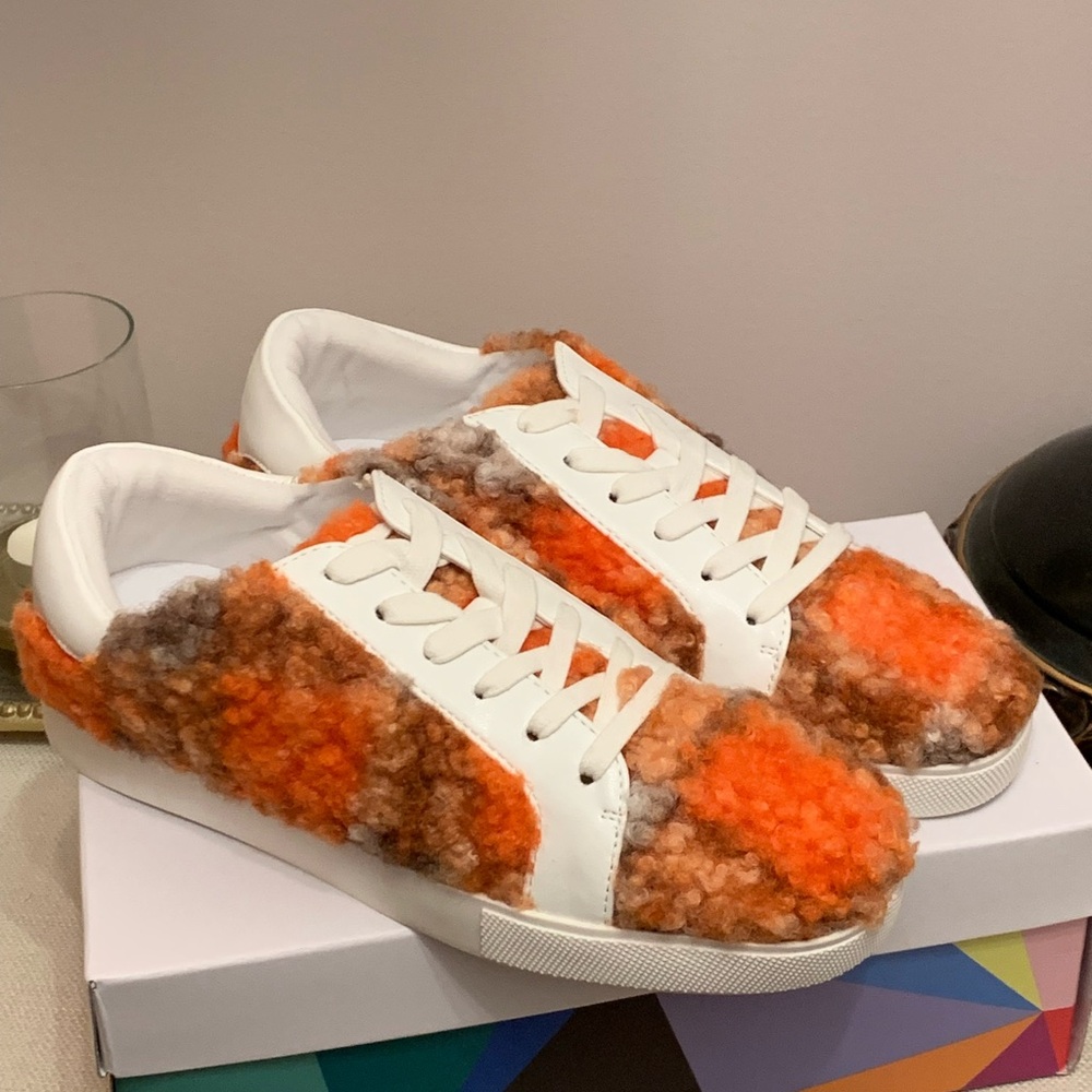 Katy Perry Collections Orange and White Fuzzy Sneakers - Picture 2 of 2